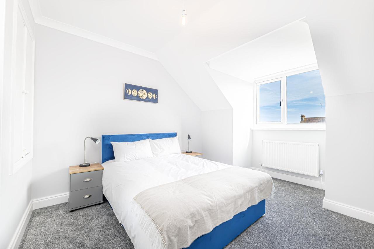 Luxury Apartments In Margate Centre Buitenkant foto