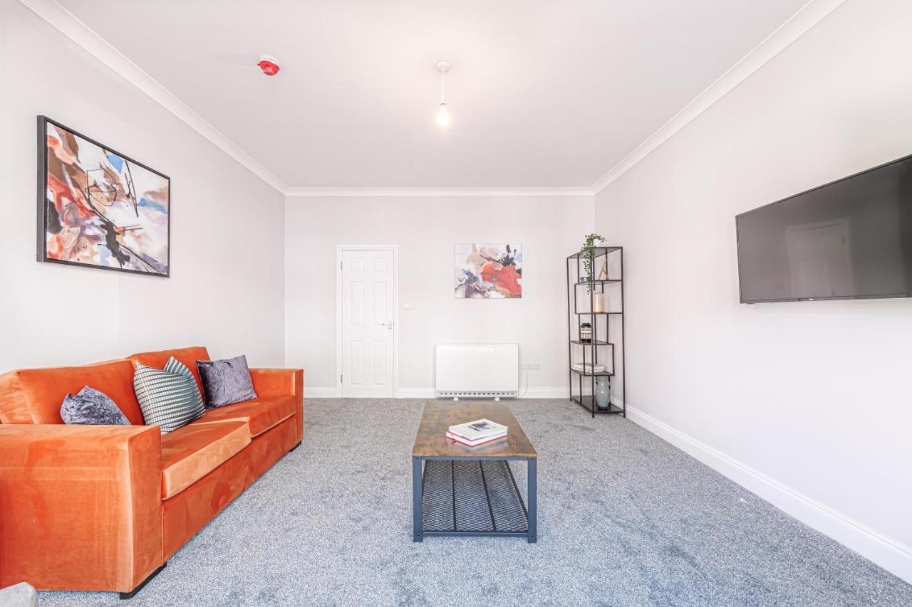 Luxury Apartments In Margate Centre Buitenkant foto