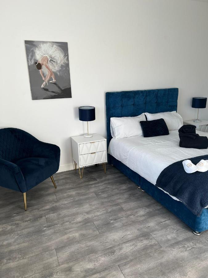 Luxury Apartments In Margate Centre Buitenkant foto