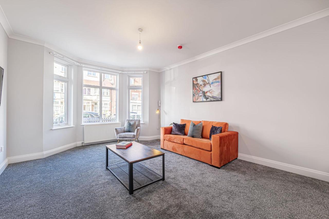 Luxury Apartments In Margate Centre Buitenkant foto