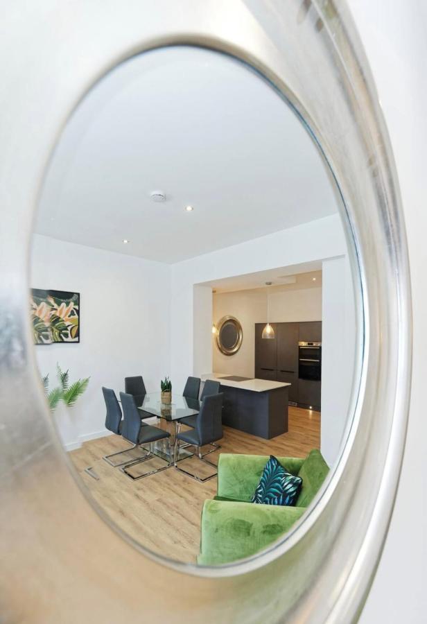 Luxury Apartments In Margate Centre Buitenkant foto